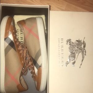 Burberry shoes